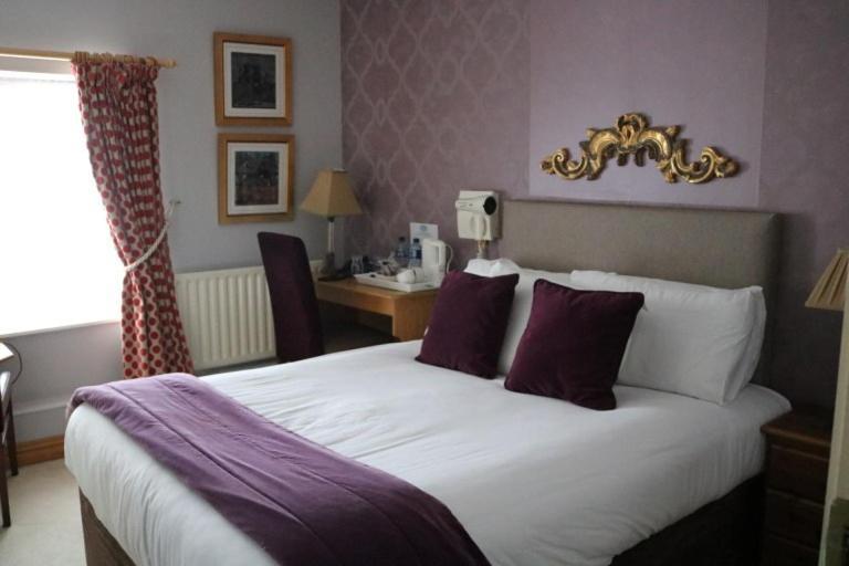 New Park Hotel Athenry Exterior photo